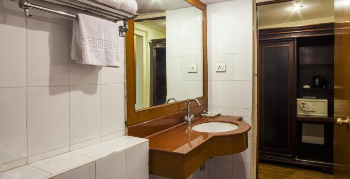 Sandhya Hotel Хайдарабад Экстерьер фото